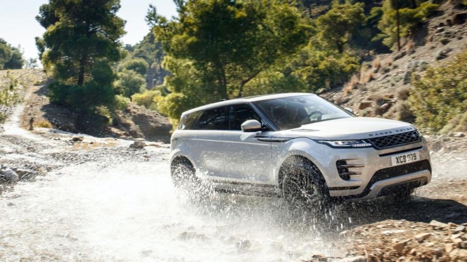 Range Rover Evoque也在戲中扮演關鍵角色。(圖片來源/ Range Rover)