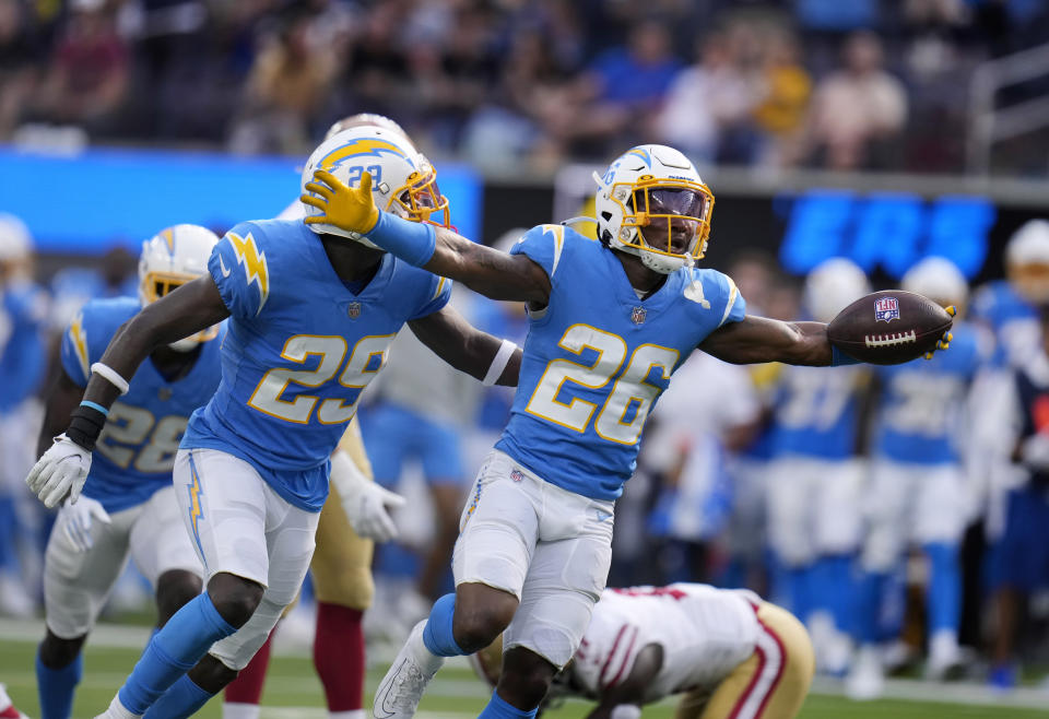 Chargers rookie cornerback Asante Samuel Jr. (#26) has been a standout, with two interceptions in three games. (Photo by Keith Birmingham/MediaNews Group/Pasadena Star-News via Getty Images)