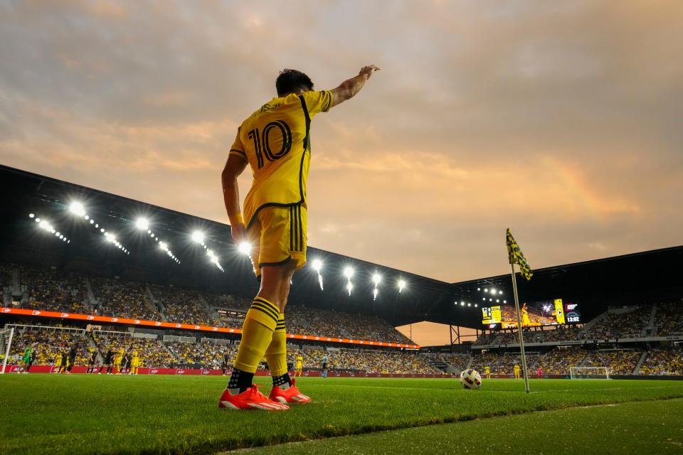 Jul 3, 2024; Columbus, OH, USA; Columbus Crew forward Diego Rossi (10) takes a corner kick during the first half of the MLS soccer game at Lower.com Field. Mandatory Credit: Adam Cairns-The Columbus Dispatch