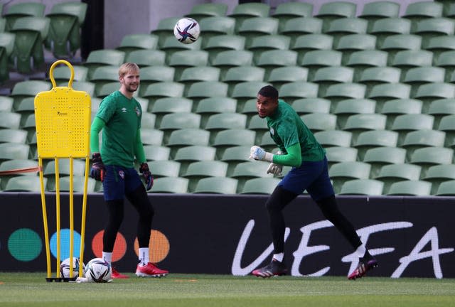 Republic of Ireland keepers Gavin Bazunu (right) and Caoimhin Kelleher