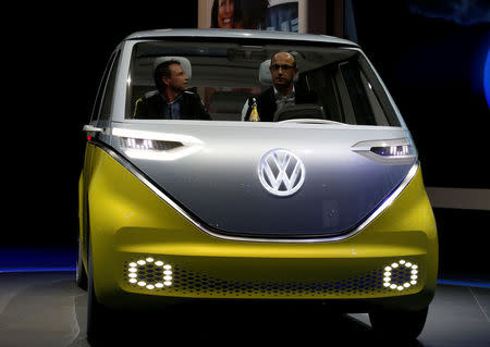 FILE PHOTO: Volkswagen's electric I.D. Buzz concept vehicle is displayed during the North American International Auto Show in Detroit, Michigan, U.S., January 9, 2017. REUTERS/Brendan McDermid/File Photo