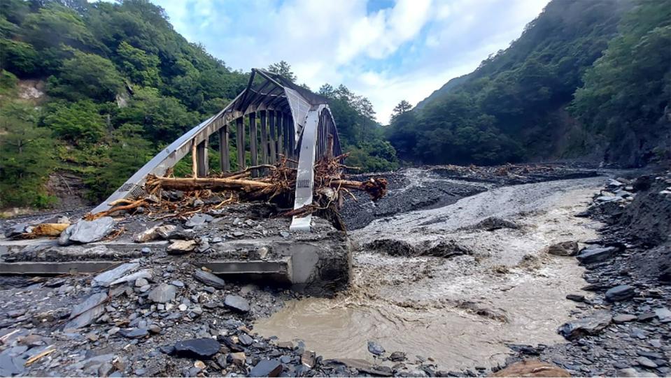 奧萬大聯外道路及奧萬大國家森林遊樂區現況曝光。FB@林業及自然保育署