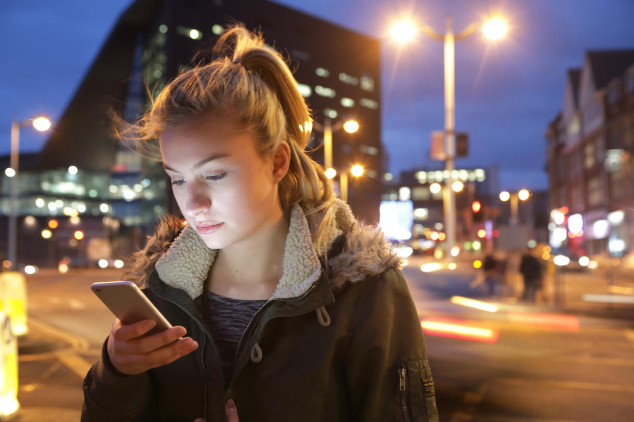 Zurzeit können bei Snapchat und Instagram keine GIFs gepostet werden. (Bild: Getty Images)