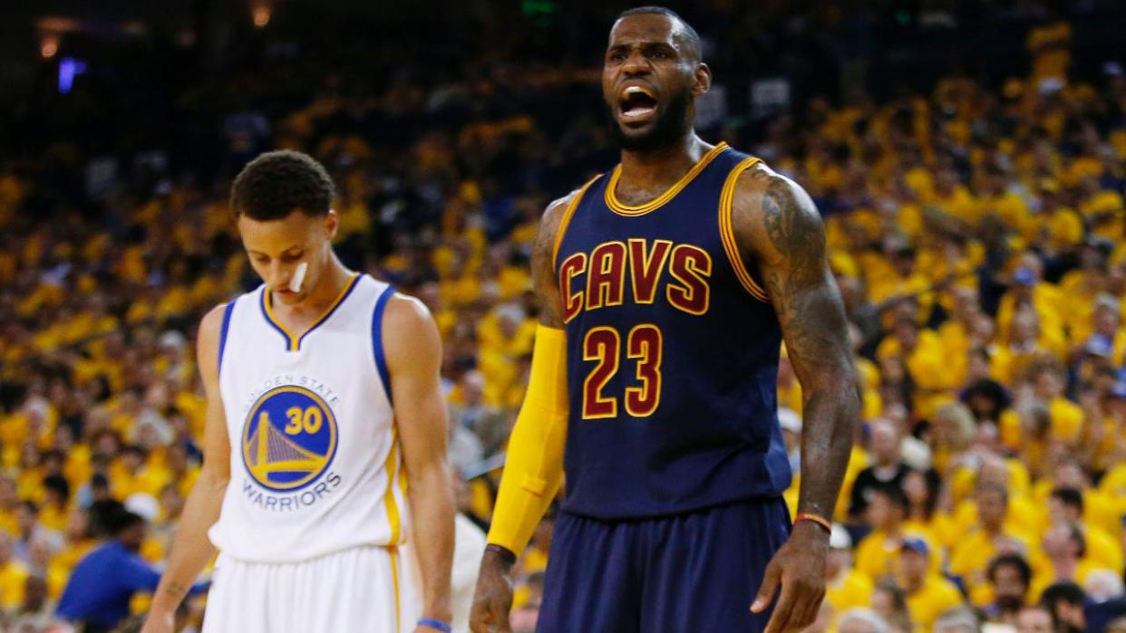 LeBron James Defends Stephen Curry from NBA Criticism