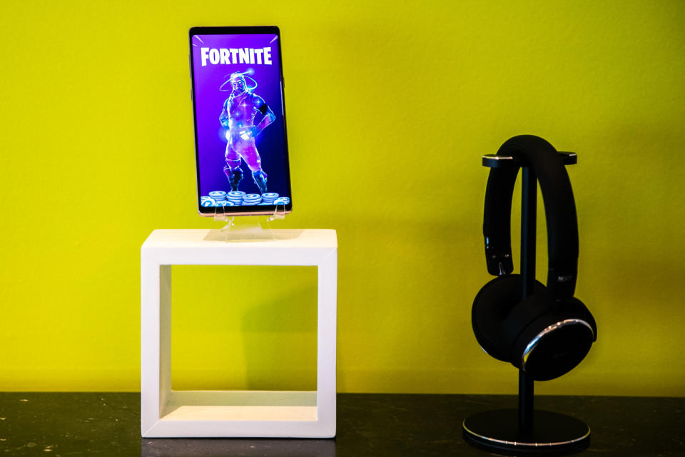 Samsung's Fortnite mini exclusive didn't last quite as long as expected. The