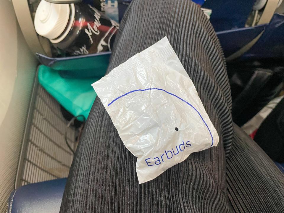 Passengers received earplugs while sitting in economy class on United.