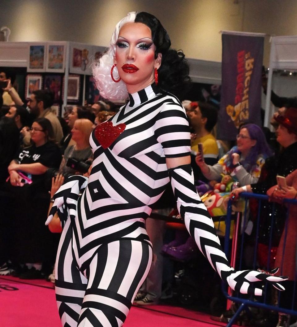 Photo Gallery Dragcon UK 2024 Queens Walk