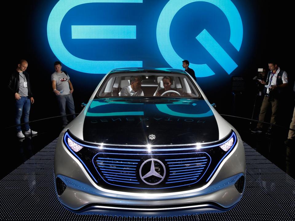 mercedes eq paris