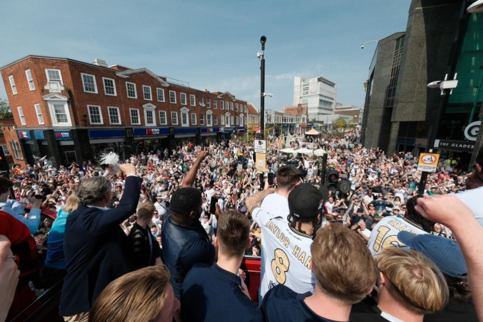 News Shopper: Bromley FC celebrate promotion with bus tour at the Glades