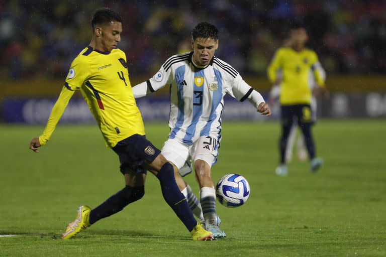 La selección argentina perdió ante Ecuador 1 a 0 en su último partido en el Sudamericano Sub 17
