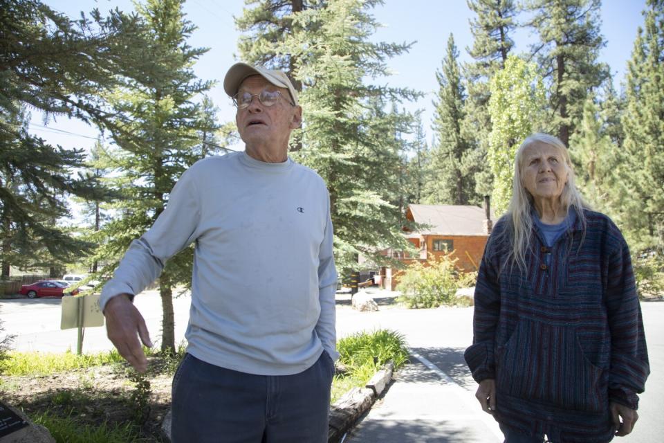 Ed Wallace, left, and Sandy Steers, in Big Bear