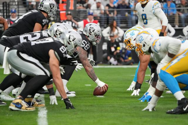 Photos: Chargers at Raiders In-Game