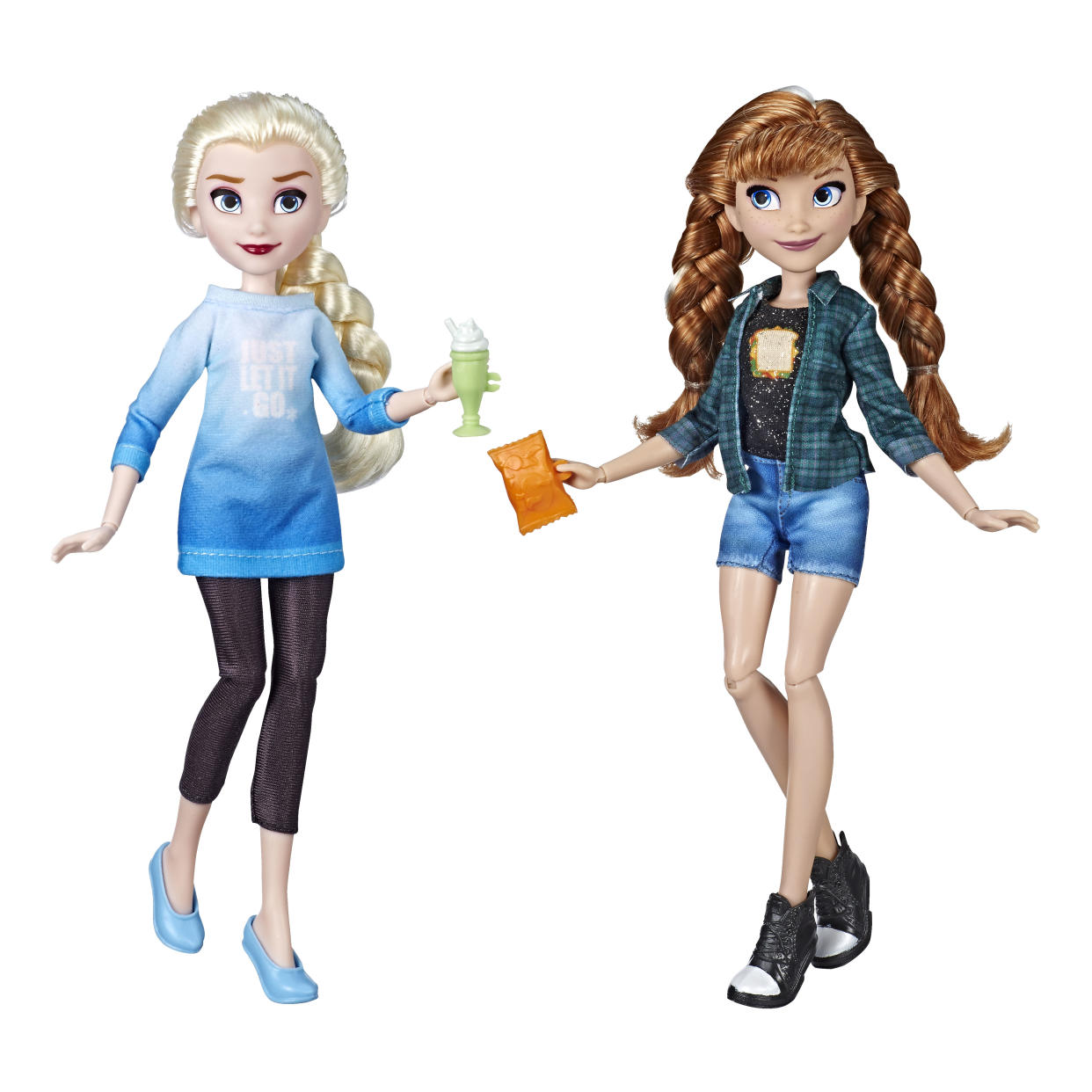 Elsa and Anna in their casual outfits from <em>Ralph Breaks the Internet.</em> (Photo: Hasbro)