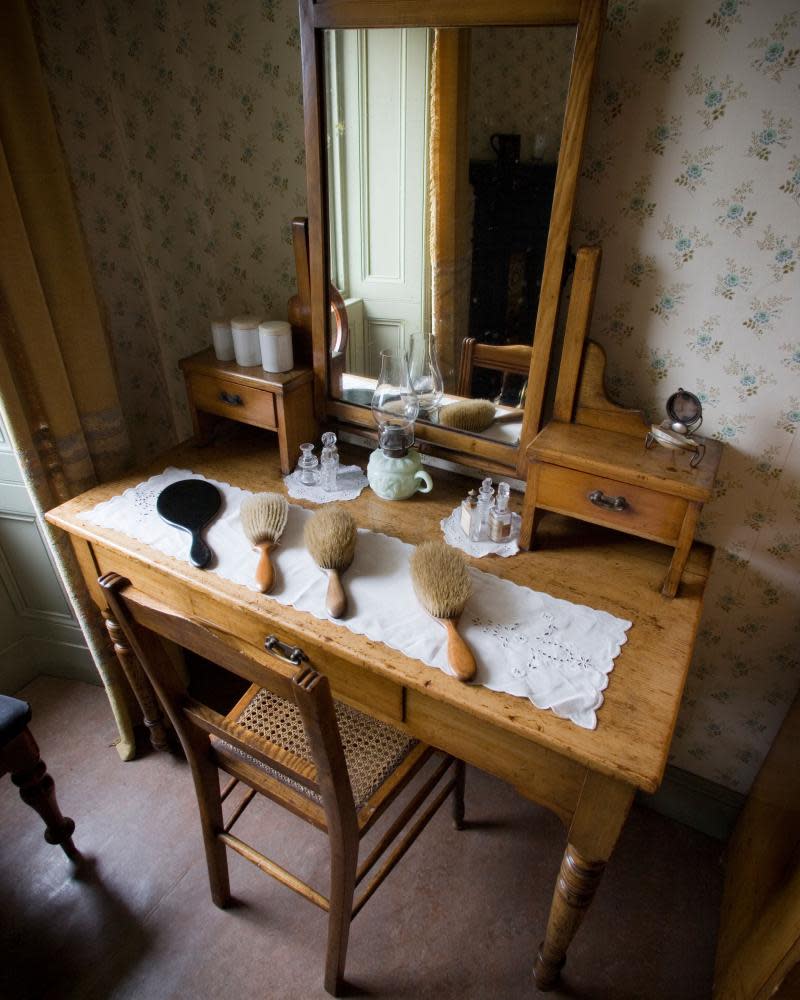 Agnes Toward’s dressing table