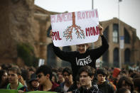 Le manifestazioni per il clima a Roma e Torino, 29 novembre 2019. Foto: LaPresse