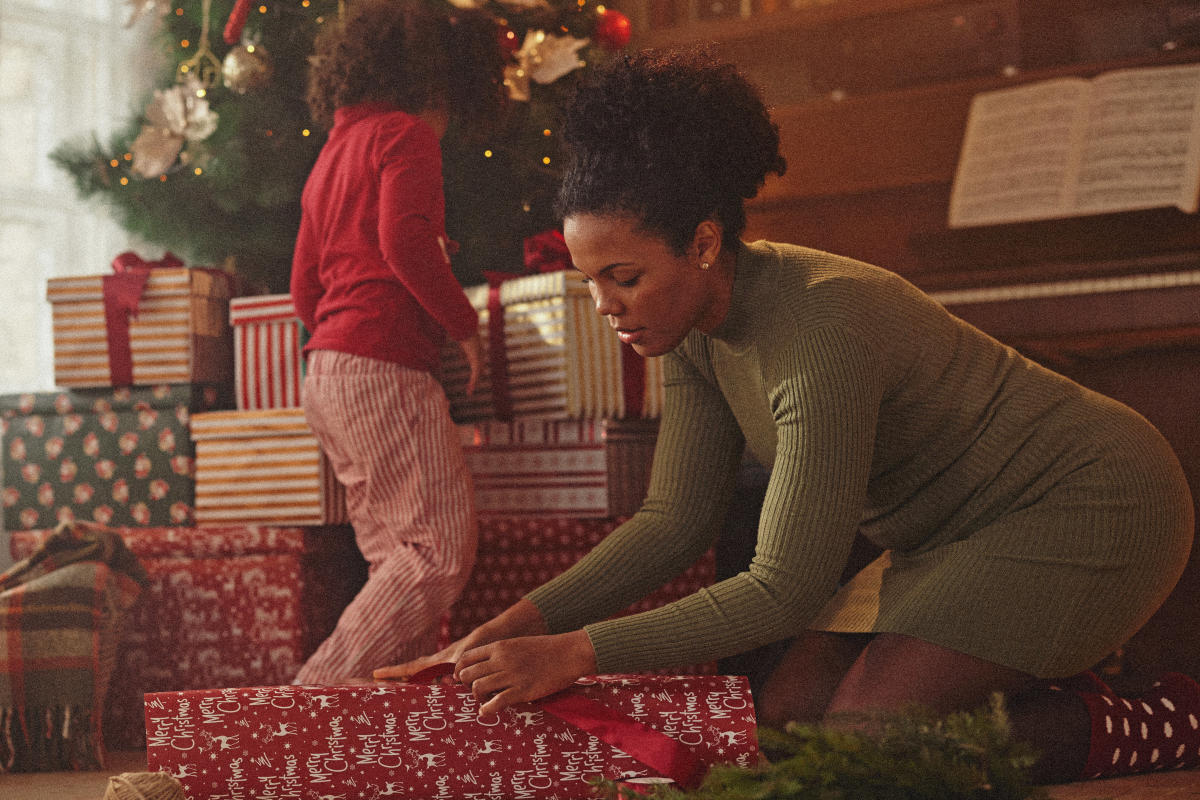 Not So Merry and Bright: 3 Emotions Every Mom Feels at Christmas