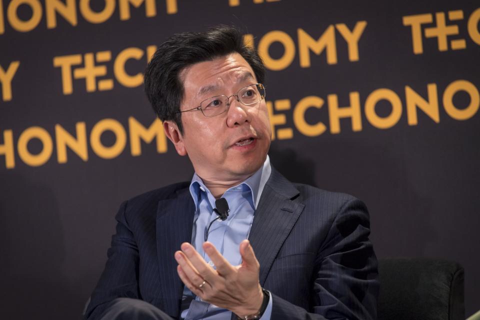 A Top China VC Threatens to Scale Back Investment in U.S.