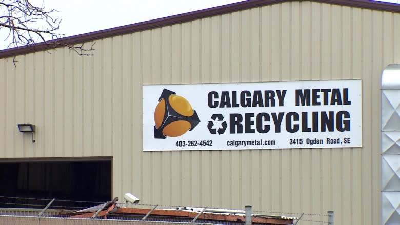 Calgary Metal Recycling plant fire extinguished