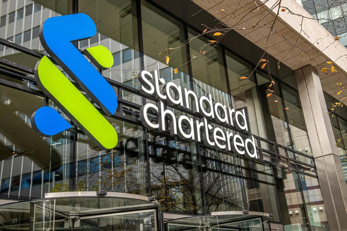 The biggest banks should fill the void in crypto after the collapse, says Standard Chartered’s Geoff Kendrick