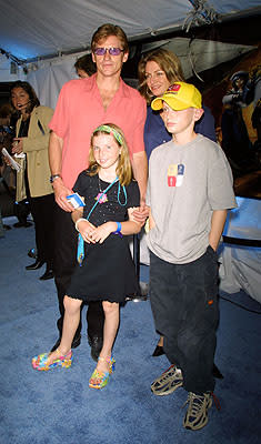 Denis Leary and family at the New York premiere of Disney's Atlantis: The Lost Empire