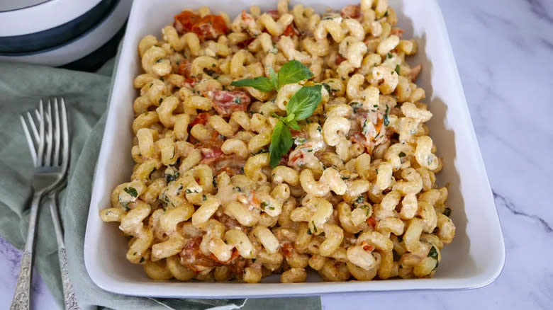 feta cherry tomato pasta