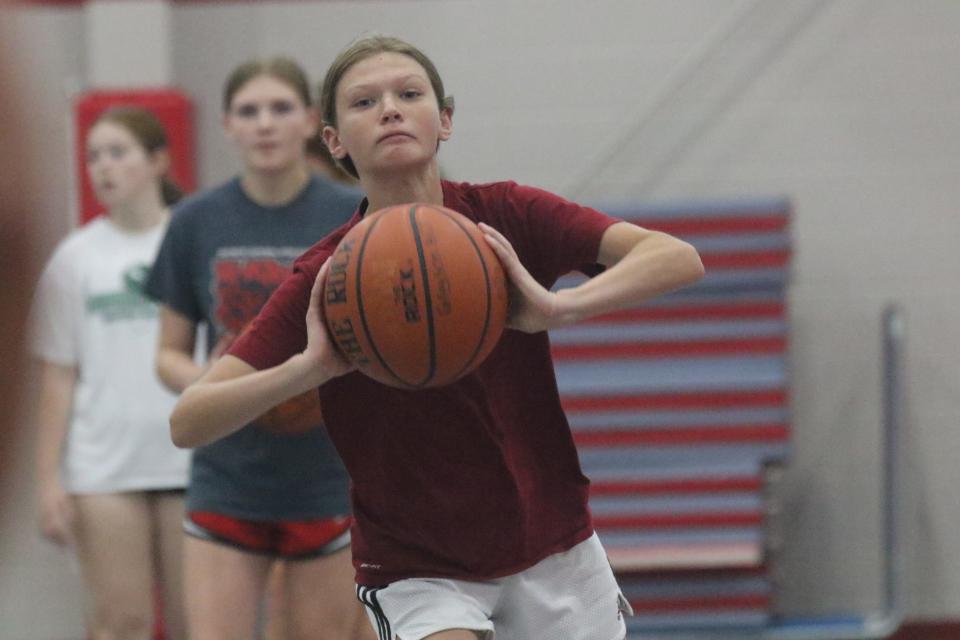 Wynford's Caroline Sheldon is expected to slot right into the Royals starting five as a freshman.