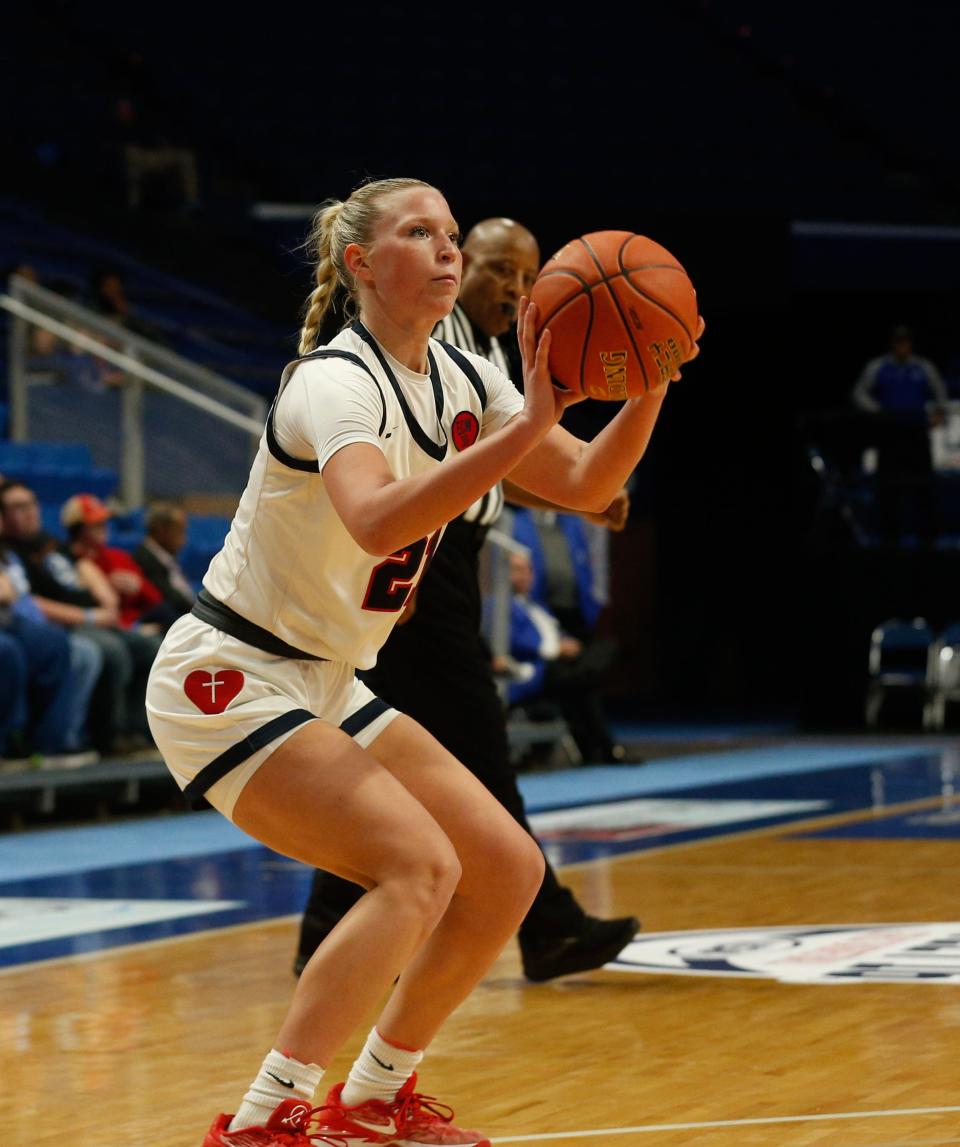 Sacred Heart’s Reagan Bender drains the three against Bethlehem in the Mingua Beef Jerky Sweet 16 Girl’s Basketball Tournament. 
Mar. 15, 2024