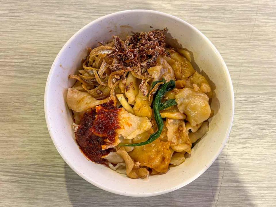 Ah Yi Handmade Noodle • Fish Soup - Dry Mee Hoon Kueh