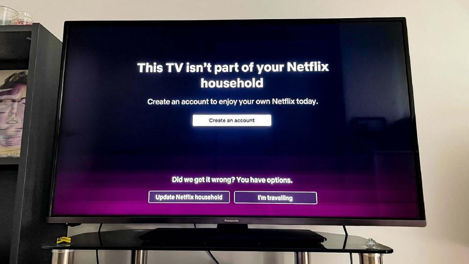 A TV with the Netflix error message 