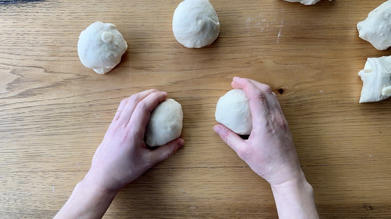 Shaping bagel dough into rounds