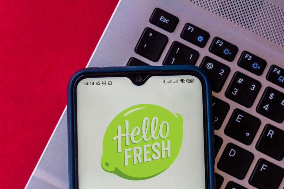 Die Firma HelloFresh wirbt damit, frische Lebensmittel nach Hause zu liefern. Doch in diesem Paket war ein Inhalt etwas zu frisch. (Bild: Rafael Henrique/SOPA Images/LightRocket via Getty Images)