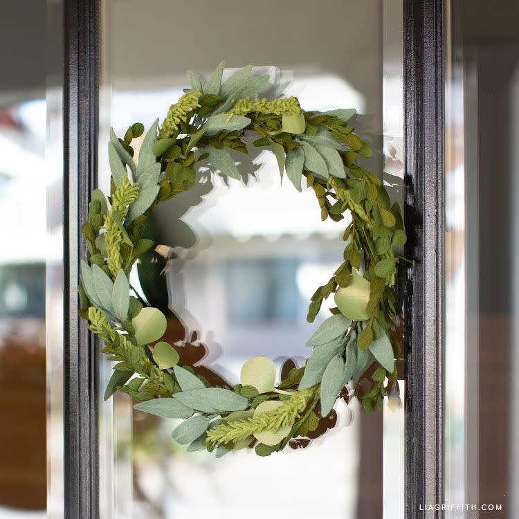 Simple Green Wreath