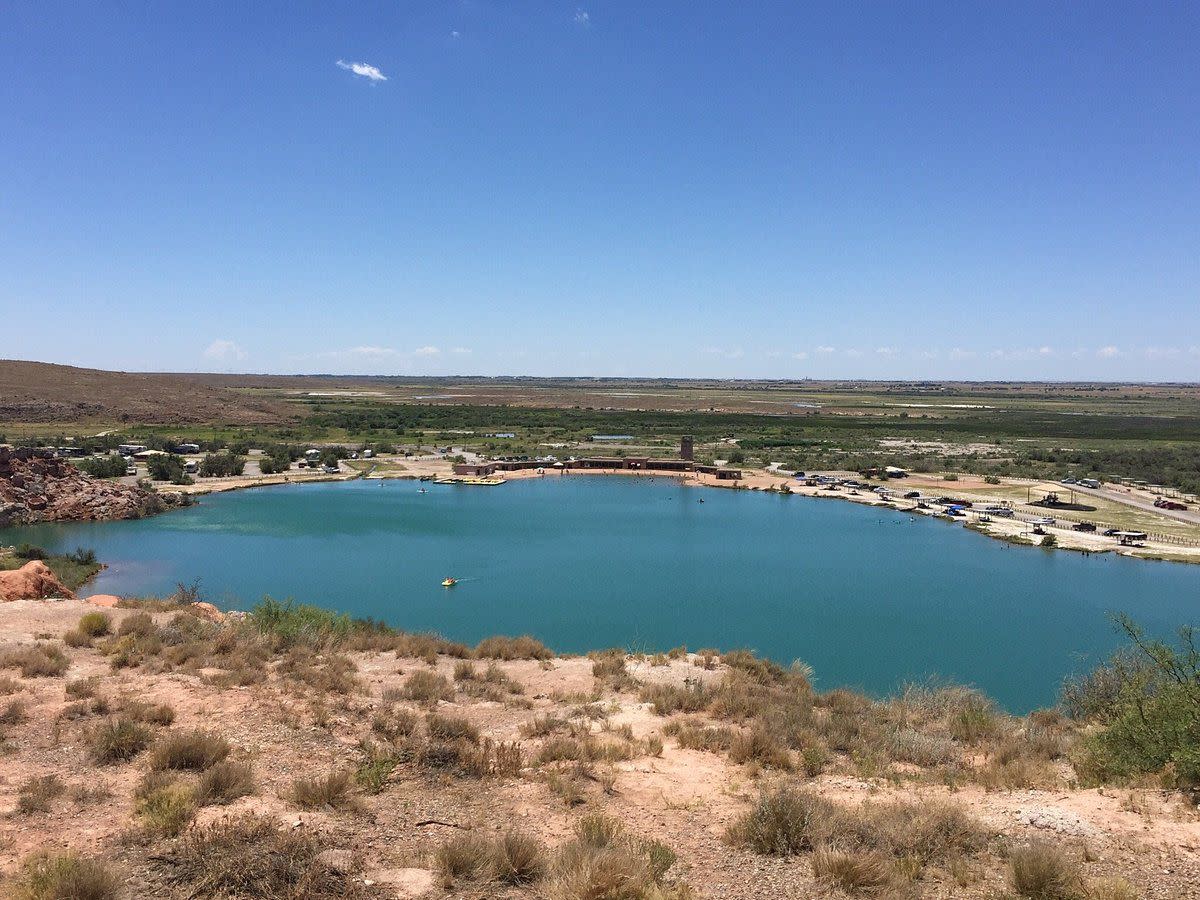 Bottomless Lakes State Park, NM