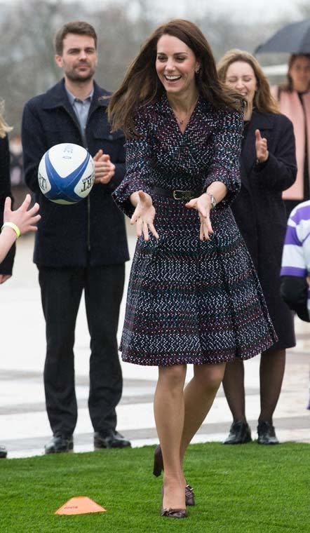 Kate’s recent Parisian trip saw the Duchess in a full Chanel look. Obviously, her ensemble was mega expensive with the tweed coat costing $13,753 (£8350) and the Chanel logo belt totaling ($,1128) £685. Kate’s quilted Chanel bag was also pricey at ($4,940) £3,000.