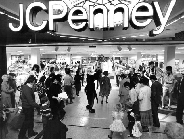 What Malls Looked Like From the '50s Through Today