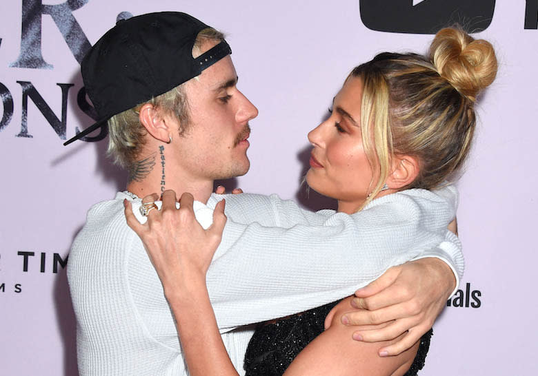 Hailey Baldwin et Justin Bieber, plus amoureux que jamais sur le tapis rouge