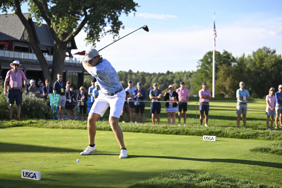 John Marshall Butler hits his tee shot on hole 19 during his round of 16 playoff of the 2023 U.S. Amateur at Cherry Hills C.C. in Cherry Hills Village, Colo. on Friday, Aug. 18, 2023. (Kathryn Riley/USGA)