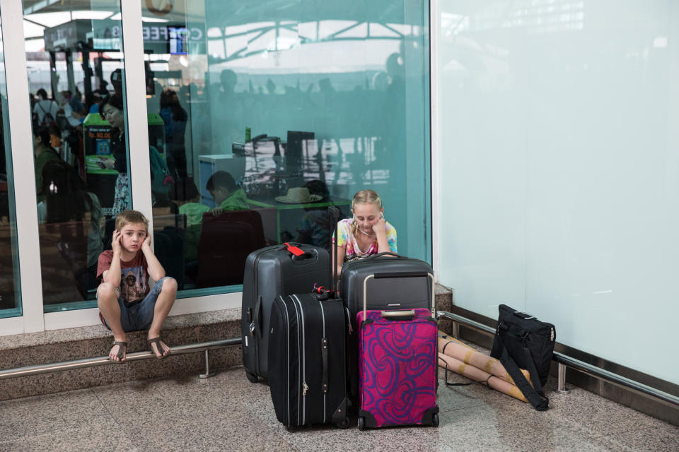 Hundreds stranded as flights cancelled due to Indonesian volcano