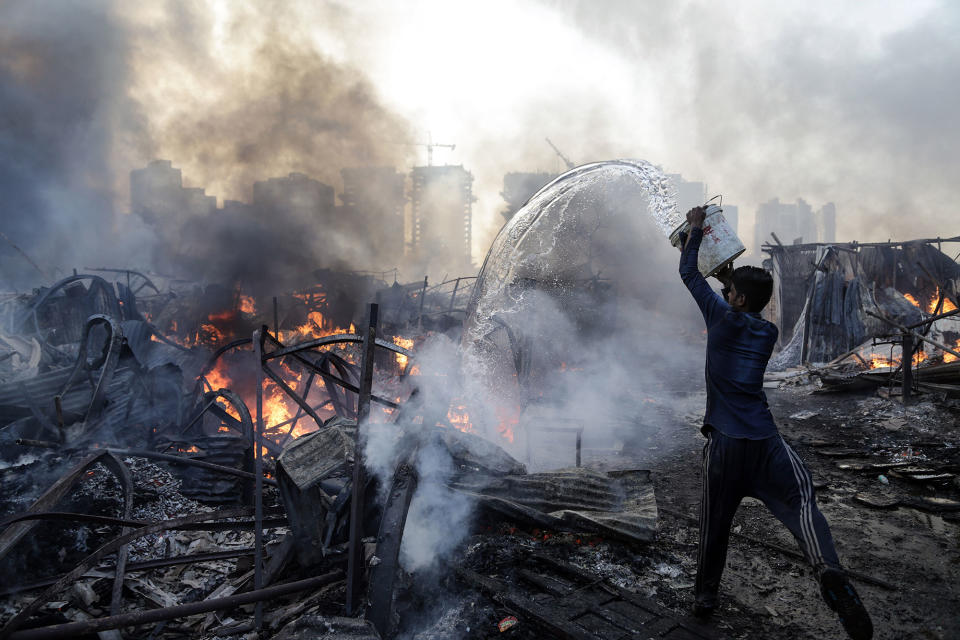 Major fire in the western suburb of Mumbai