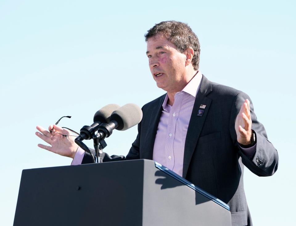 Sep 9, 2022; New Albany, Ohio, USA;  Congressman Troy Balderson speaks at a groundbreaking ceremony for Intel's $20 billion microchip manufacturing project. Intel has promised two factories in Licking County that will employ 3,000 workers. Mandatory Credit: Adam Cairns/Columbus Dispatch