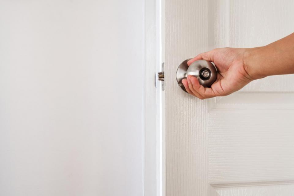 Swindon Advertiser: Door handles are touched endlessly throughout the day and are a breeding ground for bacteria. ( Getty Images)