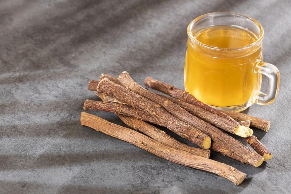 Mulethi is used in several ayurvedic formulations to treat respiratory problems, obesity, skin infection, liver disorders and gastric problem, among others