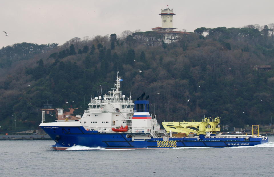 Russian Navy's Black Sea Fleet logistics support ship Vsevolod Bobrov sails in the Bosphorus in Istanbul, Turkey January 7, 2022. Picture taken January 7, 2022. REUTERS/Yoruk Isik