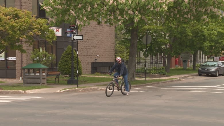 Cycling PEI questions proposed bike lane on Fitzroy Street