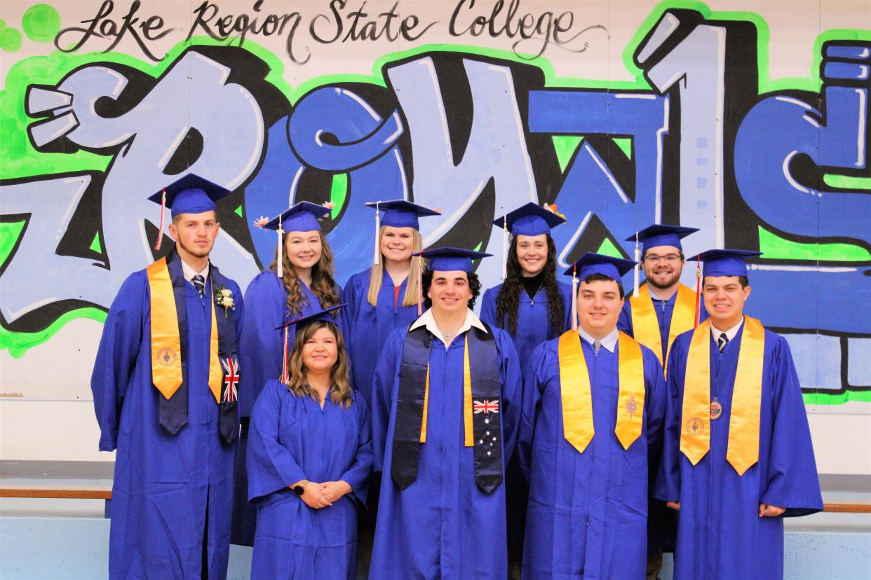 Back row: Ethan Damerum, Sydney Beneda, Kayla Nyhagen, Samantha Shumway, Jarrel McGarvey

Front Row: Samantha McKay, Austin McClure, Hunter Heck, Tucker Bercier

Not in photo: Clarence Daniels