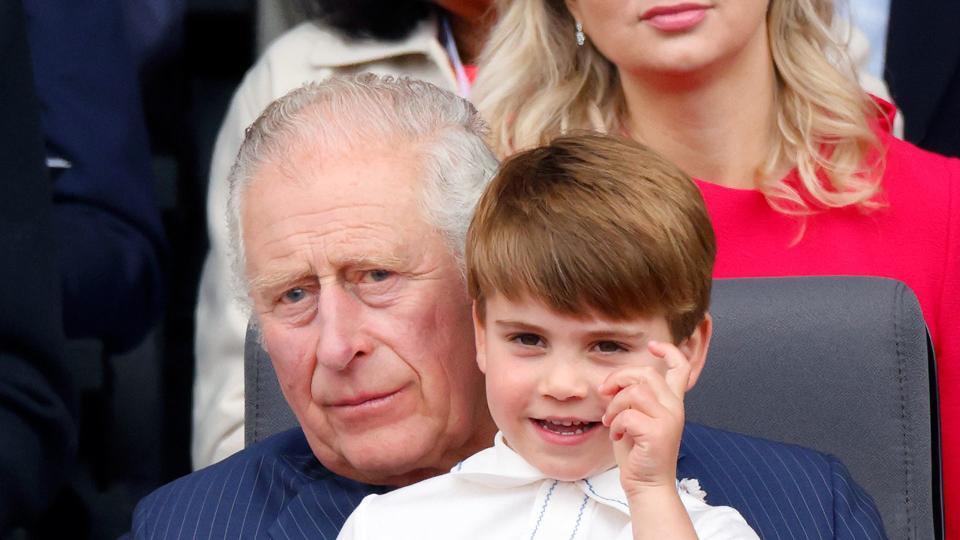 charles and louis watching pageant 