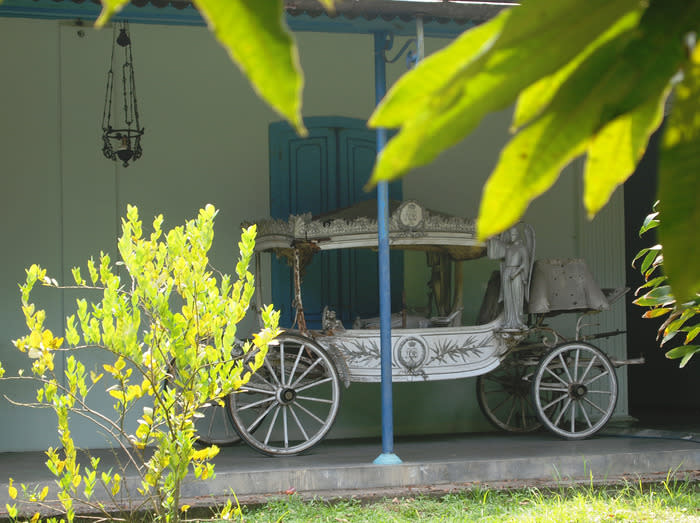 Old wheels: An interesting old carriage is also in the palace's museum. (