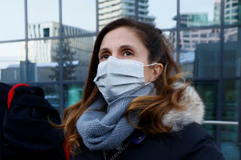 Coline Berry-Rojtman, qui accuse d'inceste son père l'acteur Richard Berry, à la sortie de son audition par la brigade de protection des mineurs à Paris, le 11 février 2021  - Thomas SAMSON © 2019 AFP