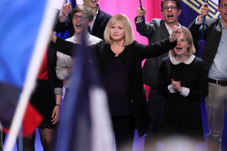 Catherine Jacob, très inspirée de Marine Le Pen dans “Chez nous”.<br> Copyright : Jean Claude LOTHER – Synecdoche Artémis Productions