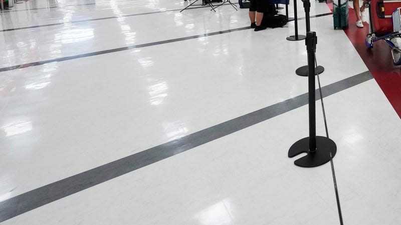 The floor at Narita International Airport - Photo: Ken Ishii (Getty Images)